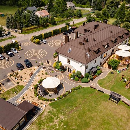 Hotel Magnat Suchedniów Exterior foto