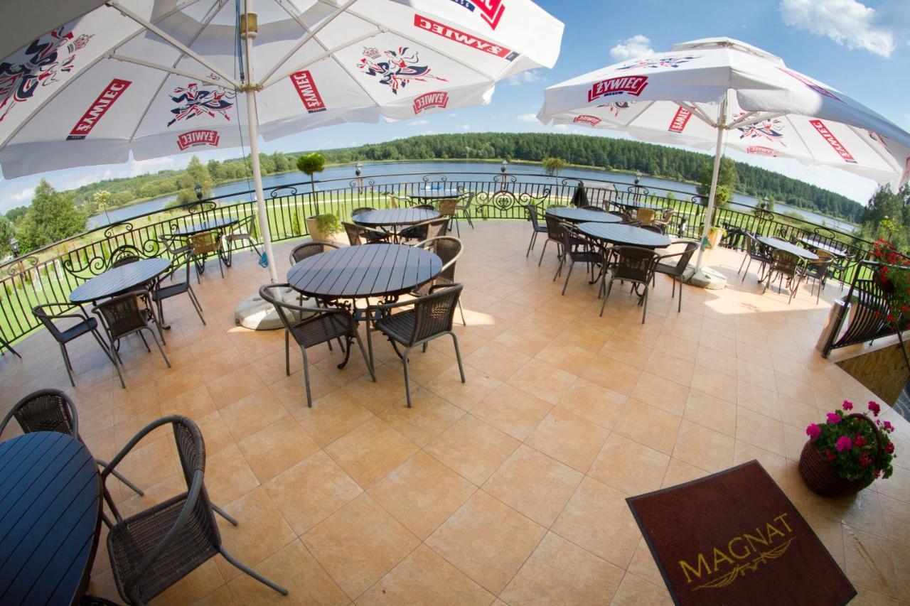 Hotel Magnat Suchedniów Exterior foto